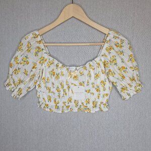 NWT Alter'd State Floral Cropped Puff Sleeves Blouse Size XS Milkmaid Cottage Pr